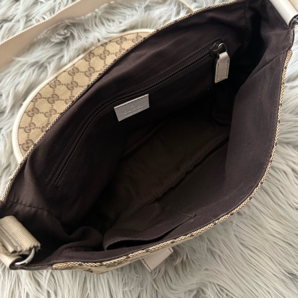 GUCCI Monogram Double Buckle Flap Messenger Bag - Picture 11 of 16